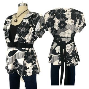 GEORGE Plus White and Black Floral Print Short Sleeves Blouse Size 2X
